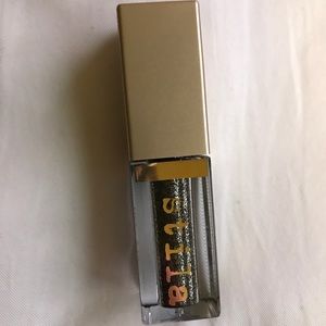 Stila Liquid Eyeshadow- Molten Midnight